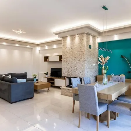 Apartment Golden Feather